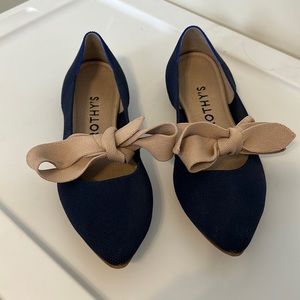 Navy blue Rothy’s